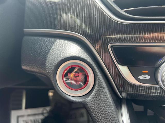 Photo of 2022 Crystal Black Pearl Honda Accord