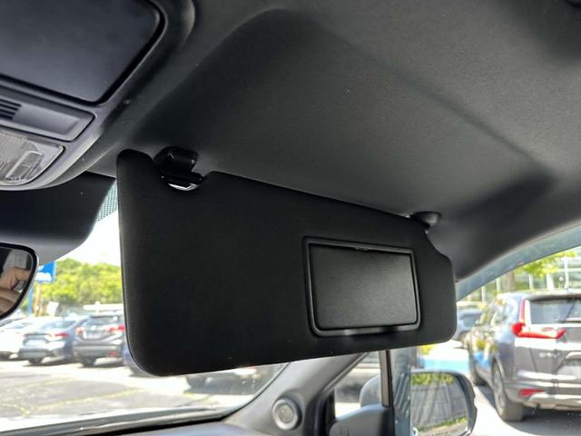 Photo of 2022 Sonic Gray Pearl Honda Passport