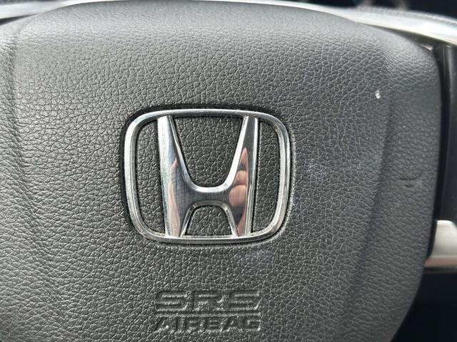 Photo of 2016 White Orchid Pearl Honda Civic