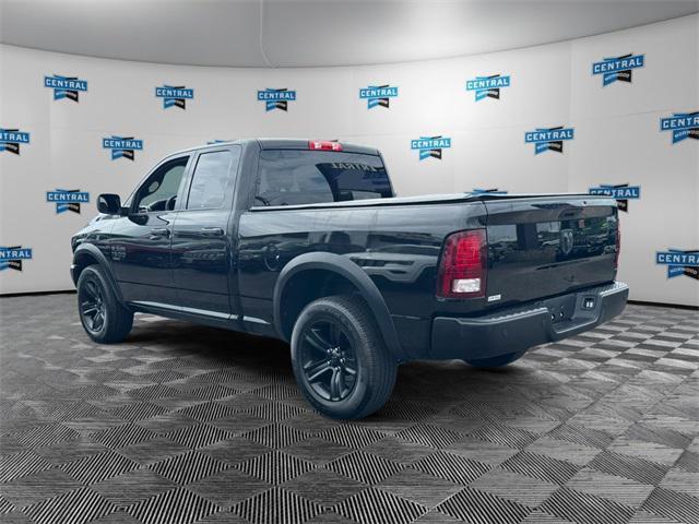 Photo of 2022 Diamond Black Crystal Pearlcoat RAM 1500 Classic