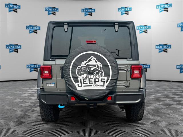 Photo of 2022 Sting-Gray Clearcoat Jeep Wrangler Unlimited 4xe