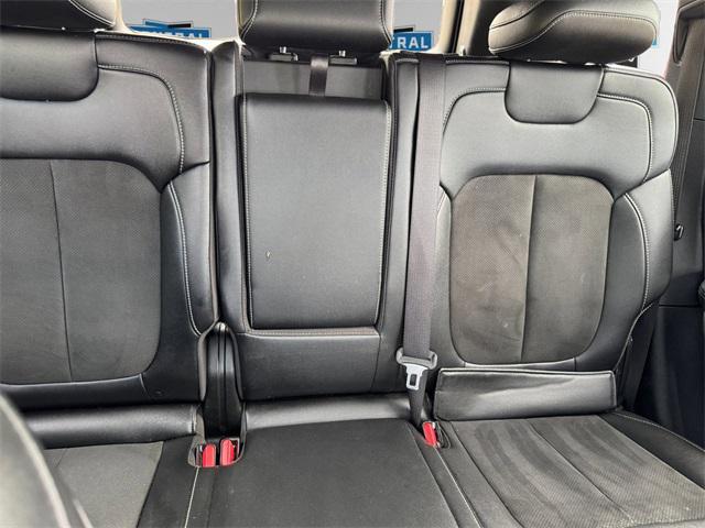 Photo of 2023 Bright White Clearcoat Jeep Grand Cherokee