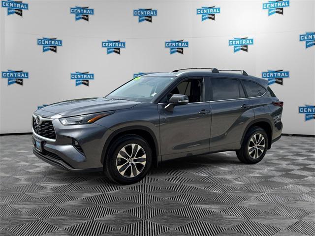 2024 Toyota Highlander