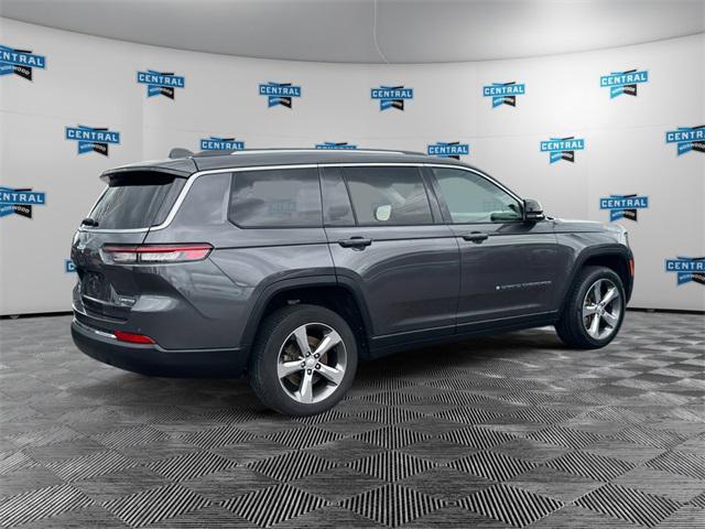 Photo of 2022 Baltic Gray Metallic Clearcoat Jeep Grand Cherokee L