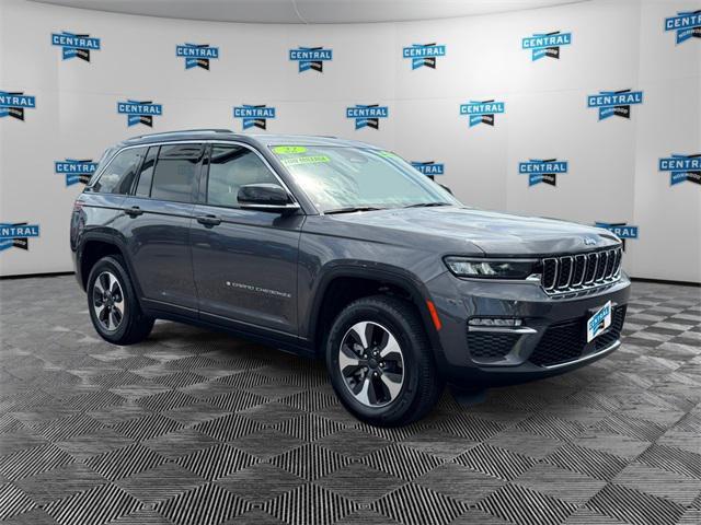 Photo of 2022 Baltic Gray Metallic Clearcoat Jeep Grand Cherokee 4xe
