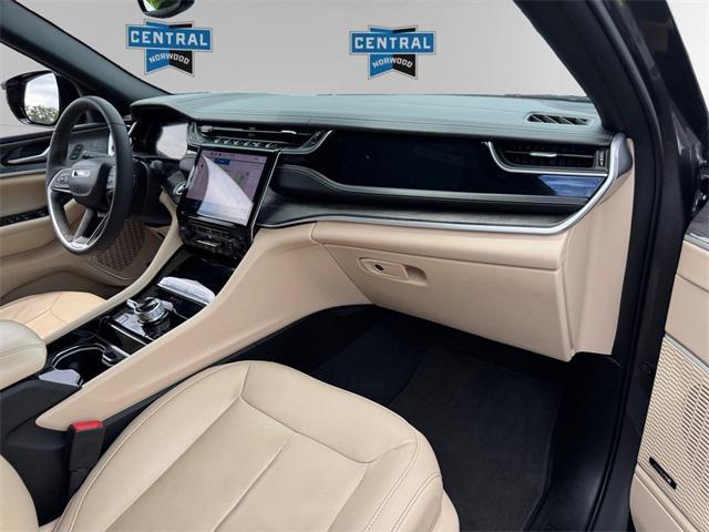 Photo of 2022 Baltic Gray Metallic Clearcoat Jeep Grand Cherokee 4xe