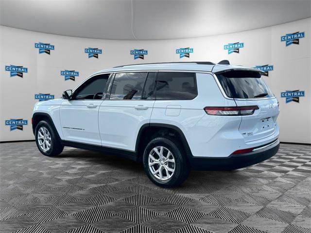 Photo of 2022 Bright White Clearcoat Jeep Grand Cherokee L