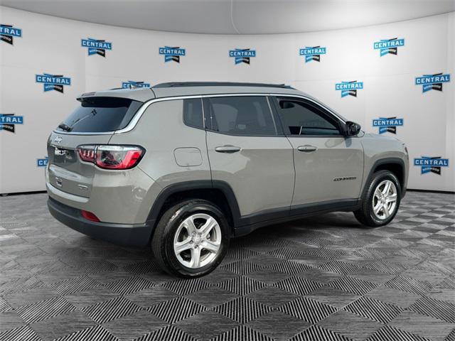 Photo of 2023 Sting-Gray Clearcoat Jeep Compass