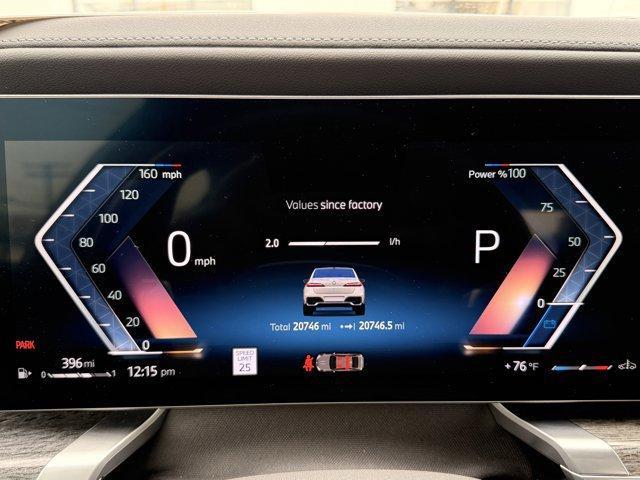 Photo of 2024 White BMW 740