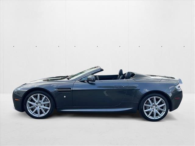 Photo of 2014 Meteorite Silver Aston Martin V8 Vantage