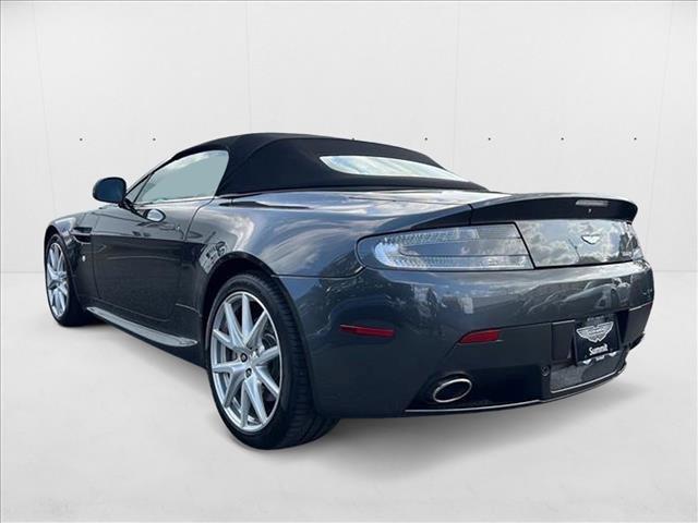 Photo of 2014 Meteorite Silver Aston Martin V8 Vantage