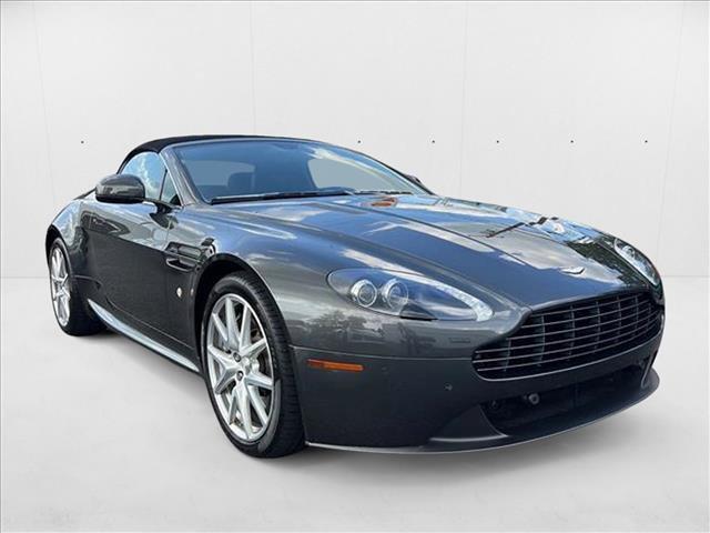Photo of 2014 Meteorite Silver Aston Martin V8 Vantage