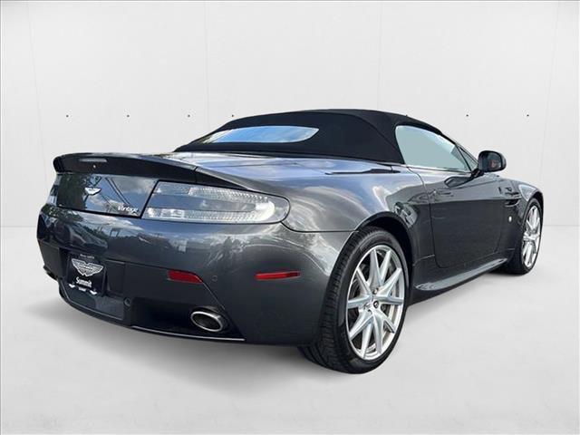 Photo of 2014 Meteorite Silver Aston Martin V8 Vantage