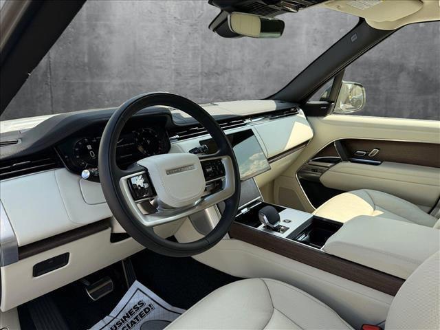 Photo of 2024 Fuji White Land Rover Range Rover