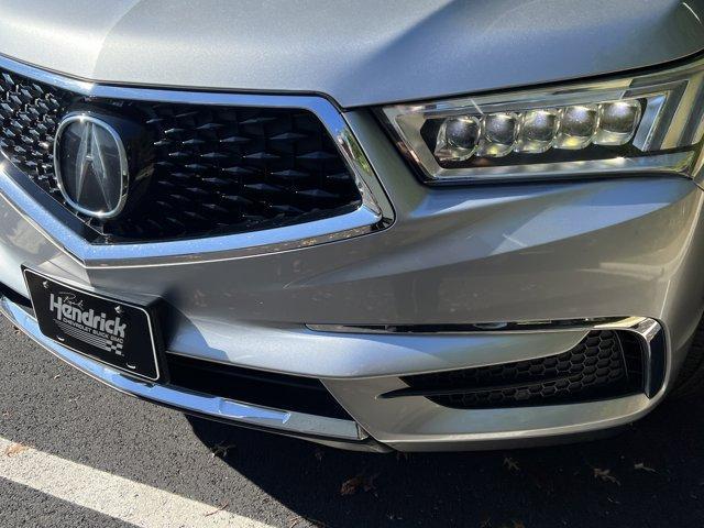 Photo of 2018 Lunar Silver Metallic Acura MDX