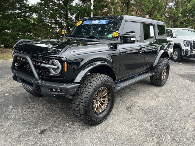 Photo of 2023 Shadow Black Ford Bronco