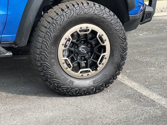Photo of 2023 Glacier Blue Metallic Chevrolet Colorado