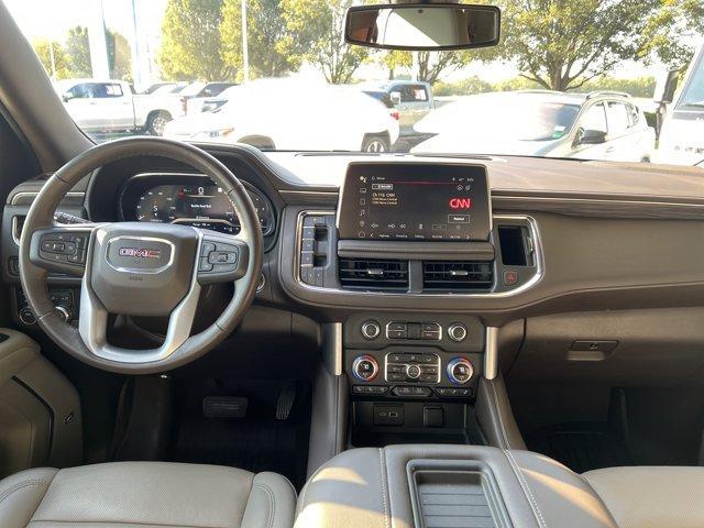 Photo of 2022 White Frost Tri-Coat GMC Yukon