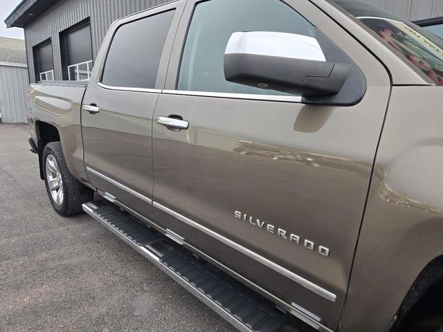 Photo of 2015 Brown Chevrolet Silverado 1500