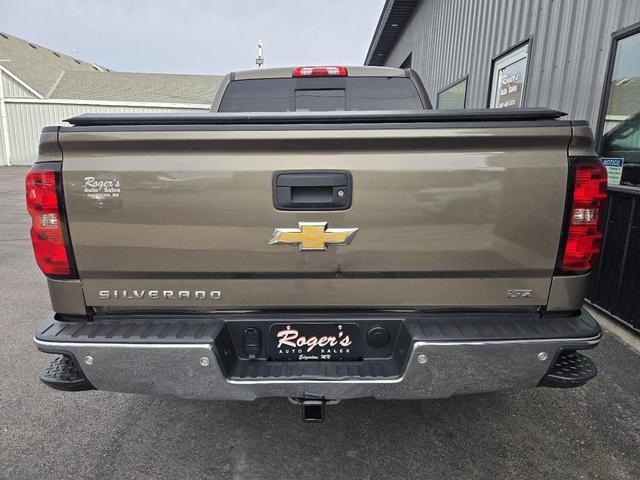 Photo of 2015 Brown Chevrolet Silverado 1500