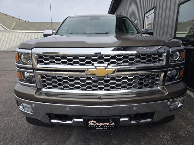 Photo of 2015 Brown Chevrolet Silverado 1500