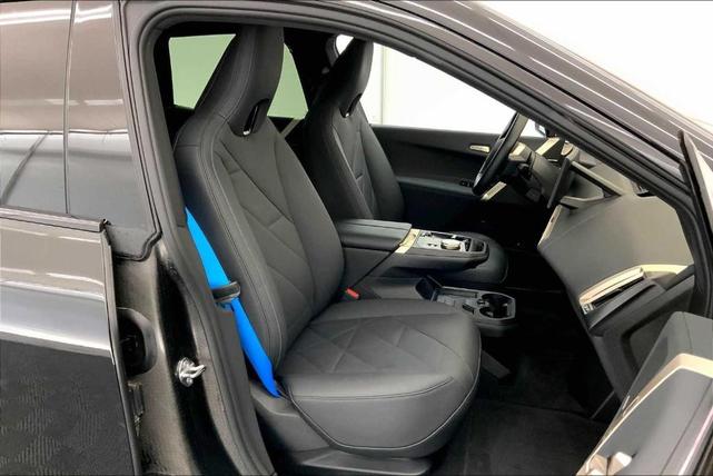 Photo of 2024 Black BMW iX