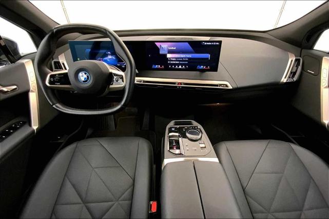 Photo of 2024 Black BMW iX