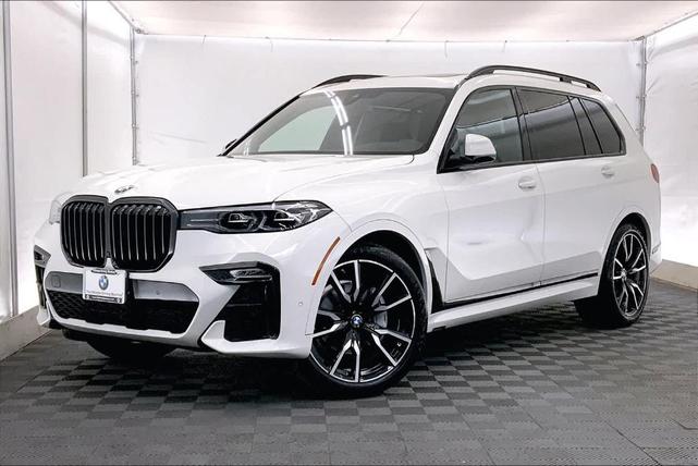 2021 BMW X7