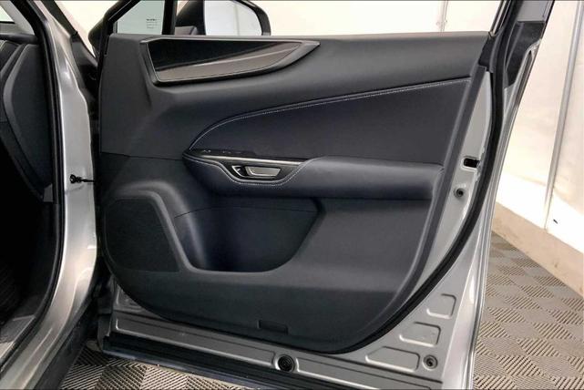Photo of 2024 Silver Lexus NX 250