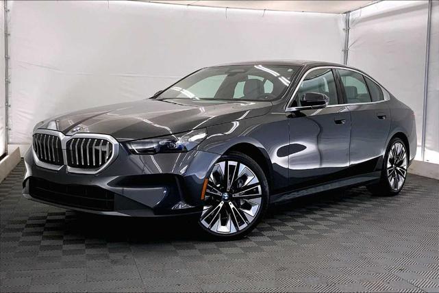2024 BMW 530