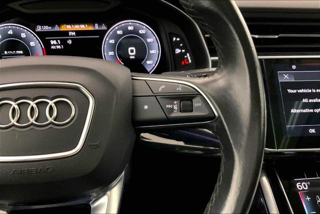 Photo of 2022 Florett Silver Metallic Audi Q7