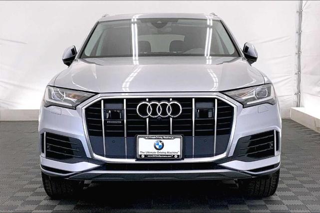 Photo of 2022 Florett Silver Metallic Audi Q7
