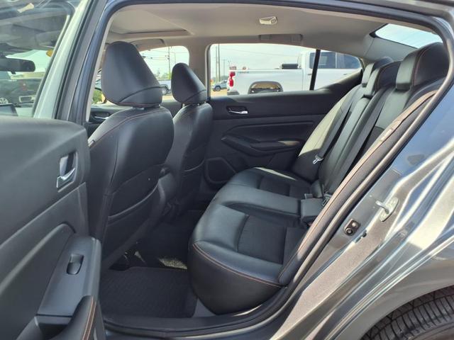 Photo of 2020 Gun Metallic Nissan Altima
