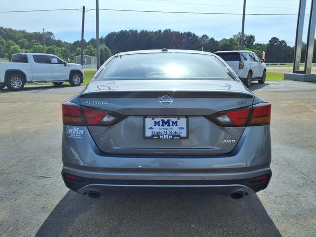 Photo of 2020 Gun Metallic Nissan Altima
