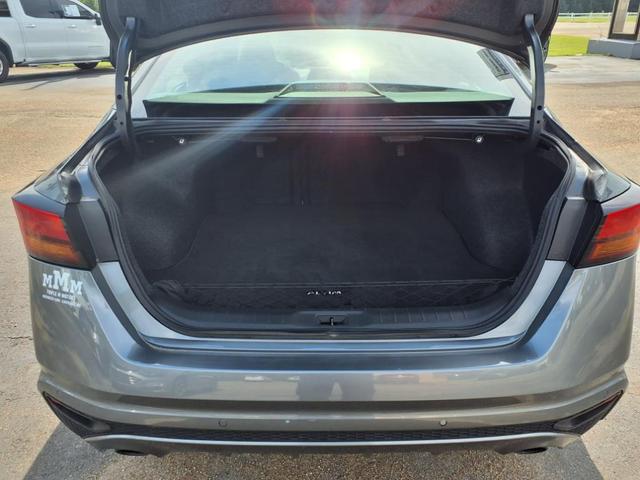 Photo of 2020 Gun Metallic Nissan Altima