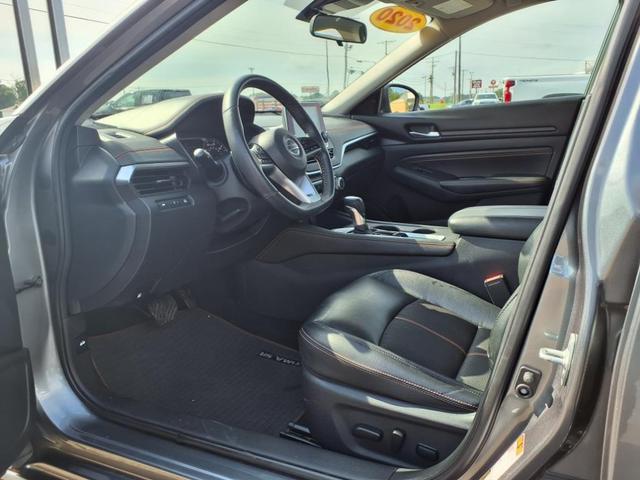 Photo of 2020 Gun Metallic Nissan Altima