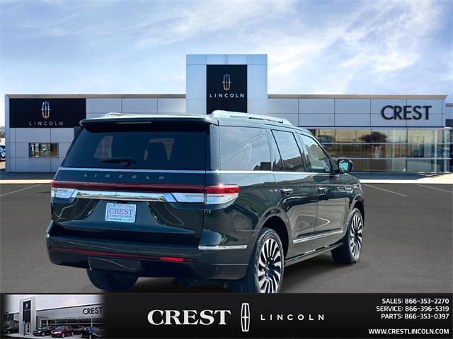 Photo of 2023 Manhattan Green Metallic Premium Colorant Lincoln Navigator