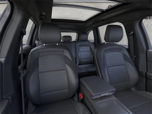Photo of 2025 Red Carpet Metallic Tinted Clearcoat Lincoln Nautilus