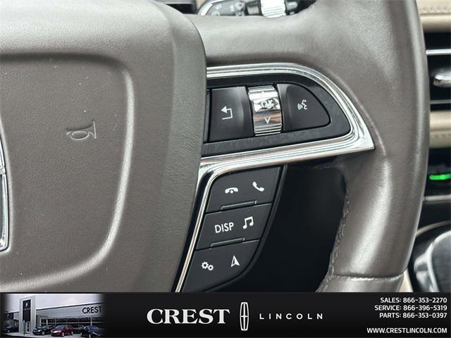Photo of 2022 Ceramic Pearl Metallic Tinted Clearcoat Lincoln Nautilus