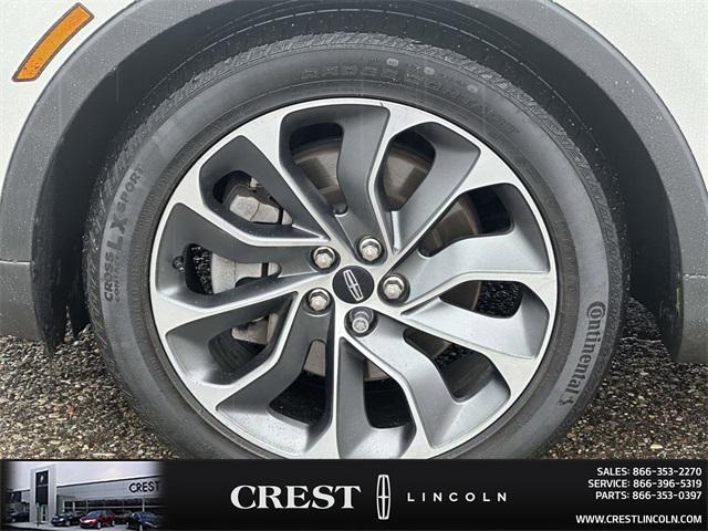 Photo of 2022 Ceramic Pearl Metallic Tinted Clearcoat Lincoln Nautilus