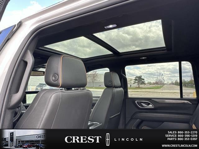 Photo of 2022 Summit White GMC Yukon XL