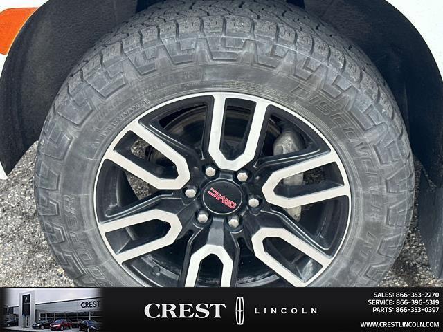 Photo of 2022 Summit White GMC Yukon XL
