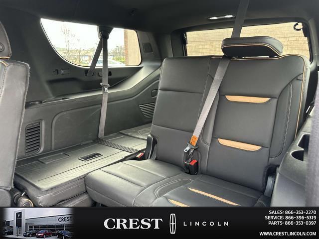 Photo of 2022 Summit White GMC Yukon XL