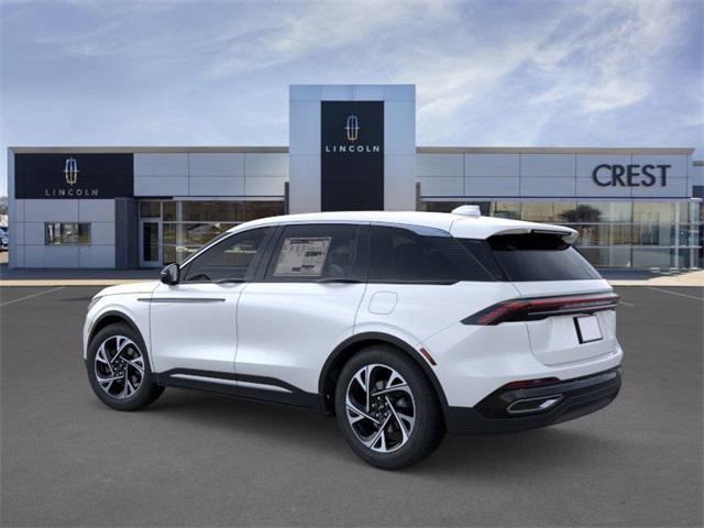Photo of 2025 White Platinum Metallic Tri-Coat Lincoln Nautilus
