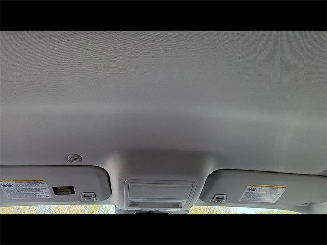 Photo of 2023 Star White Ford Escape