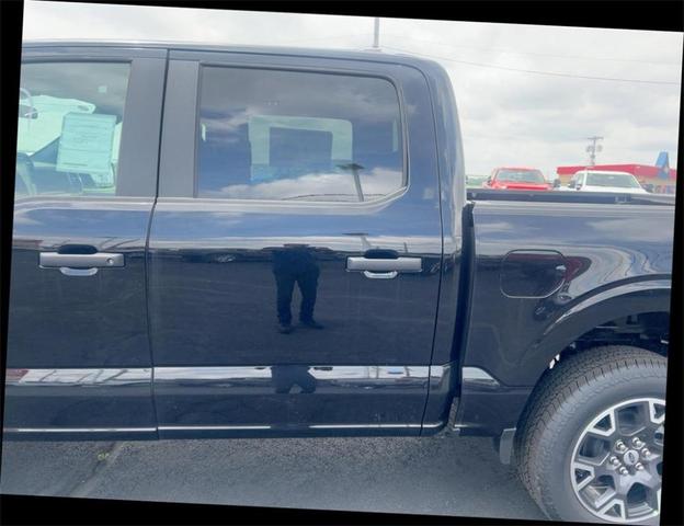 Photo of 2025 Agate Black Metallic Ford F-150