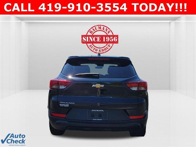 Photo of 2024 Mosaic Black Metallic Chevrolet Trailblazer