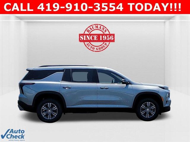 Photo of 2025 Sterling Gray Metallic Chevrolet Traverse