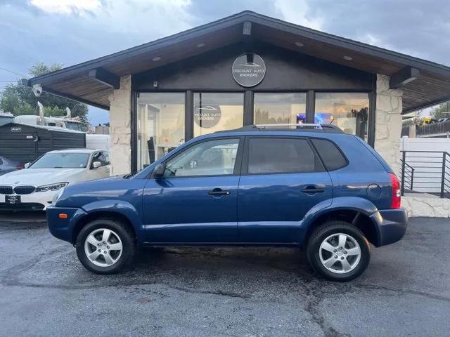 Photo of 2005 Nautical Blue Hyundai TUCSON