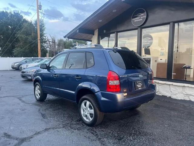 Photo of 2005 Nautical Blue Hyundai TUCSON